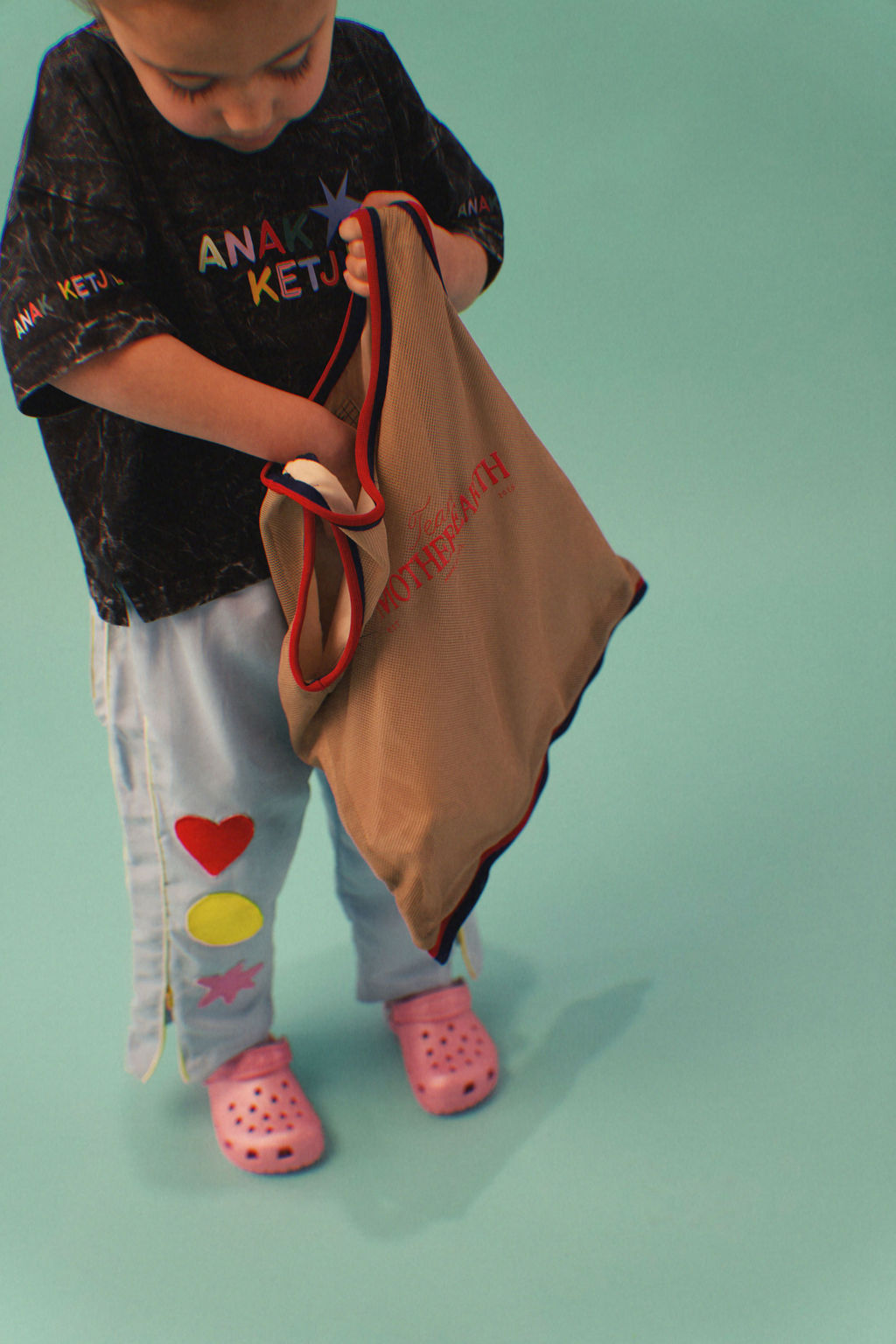 Is It A Top Is It A Tote